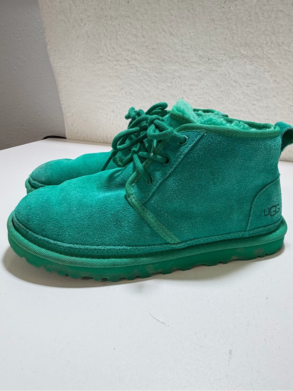 UGG Neumel Parakeet Green Suede Chukka Boots Women’s Size 7 - Picture 2 of 15